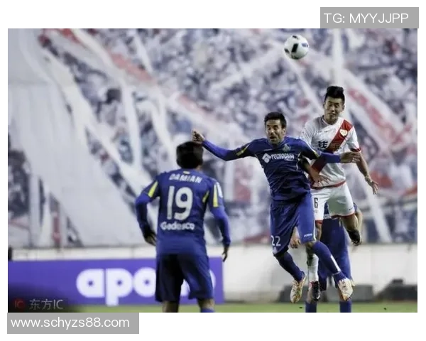 北京足球队状态揭秘：激情与挑战并存的赛季之旅